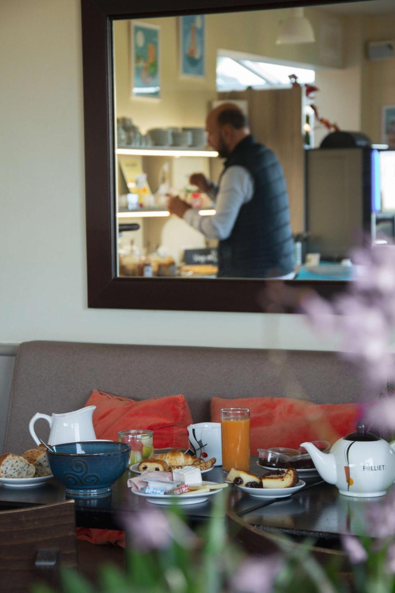 Brit Hotel Lannion-Perros Guirec Ngoại thất bức ảnh