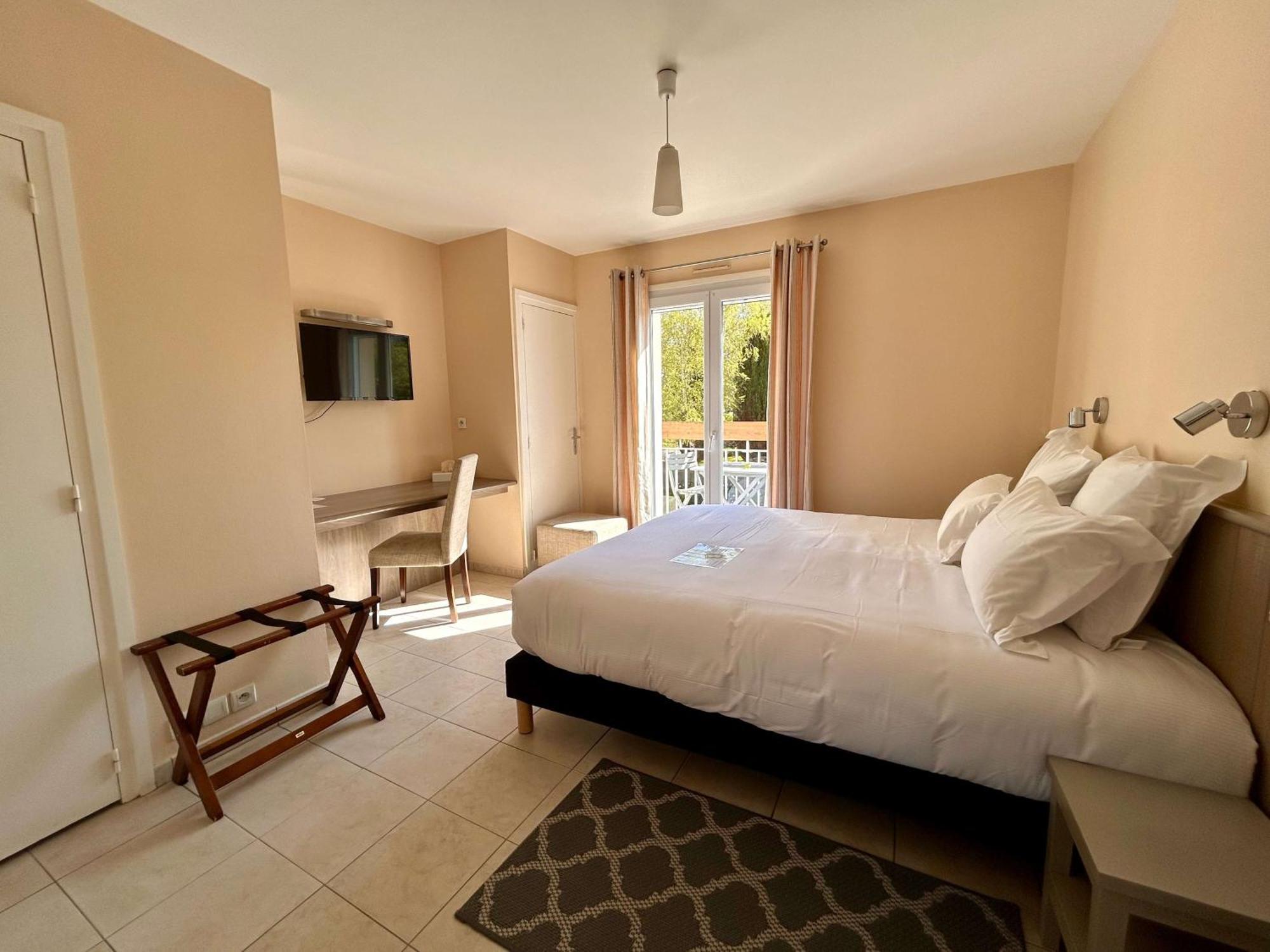 Brit Hotel Lannion-Perros Guirec Ngoại thất bức ảnh